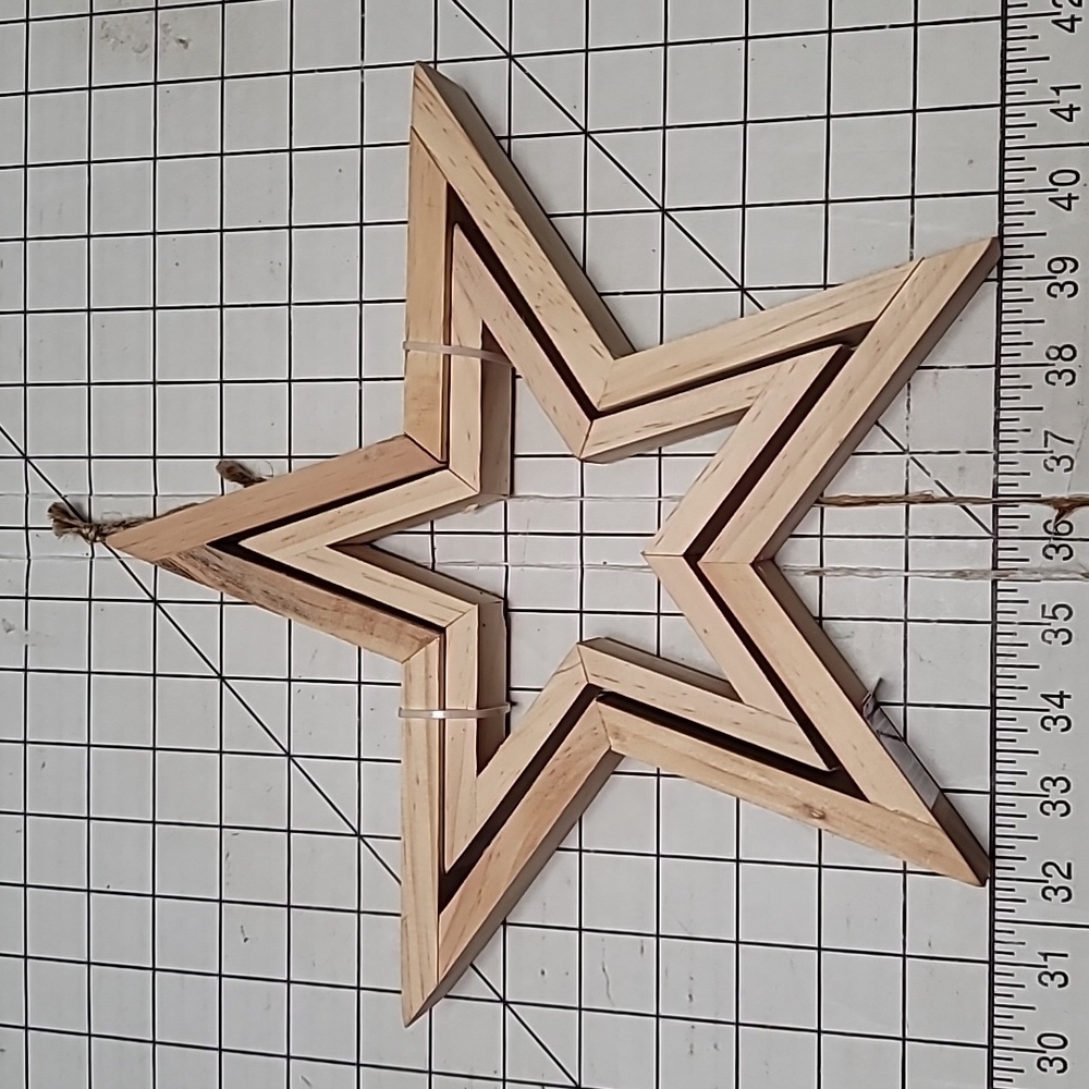 2 Natural Wood Stars, Ready to Hang, 11.5" and 8" wide‎ NWOT